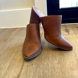 BP Pointed Toe Camel Heeled Mules